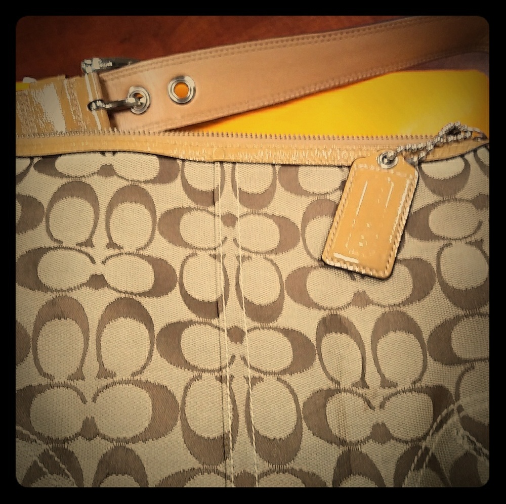 EUC Coach Handbag